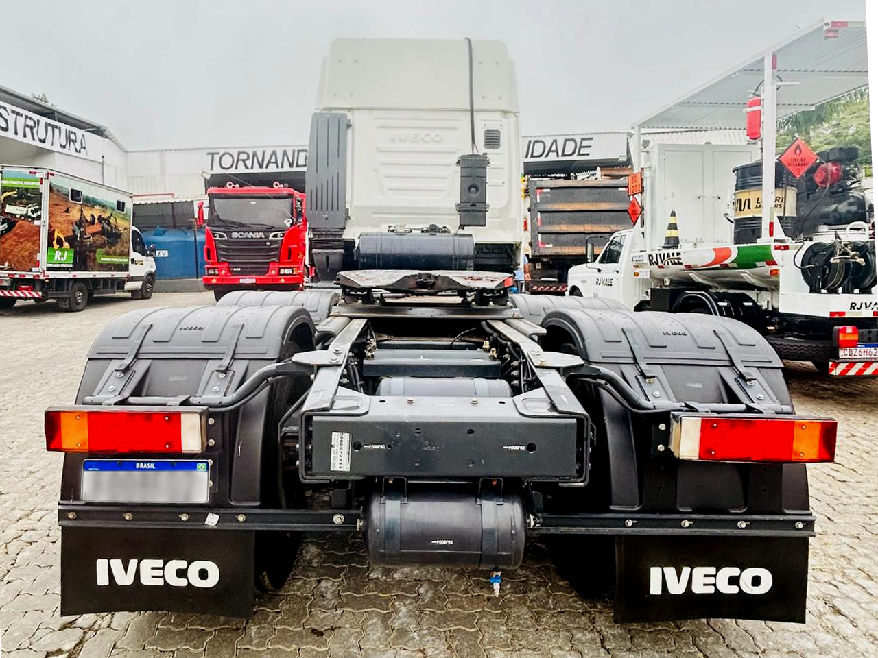 Cavalo Iveco STRALIS 600-S44T 6x2
