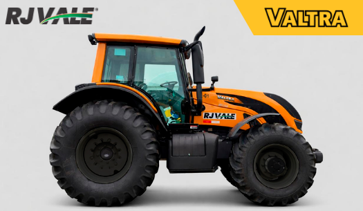 Trator Agrícola com implemento grade
